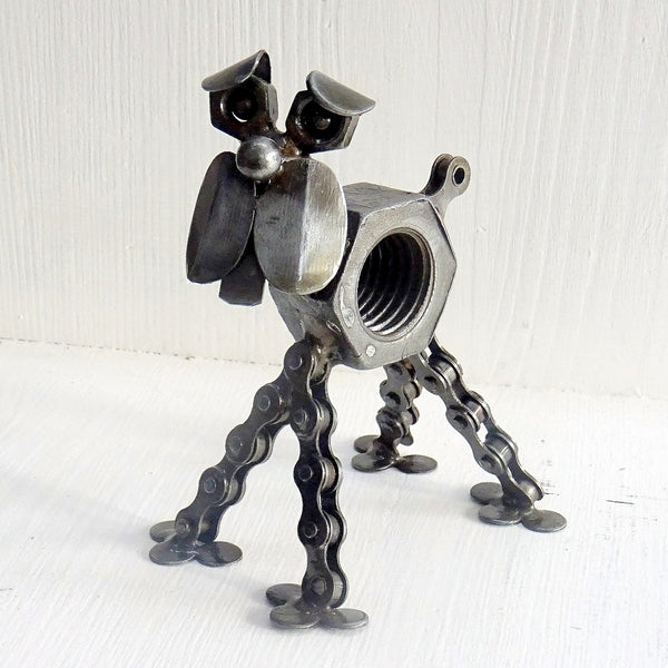 Model Dog handmade from recycled bike parts
