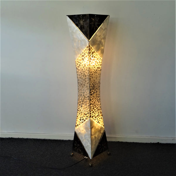 Shell and Recycled Metal lamp - Voyage Fair Trade